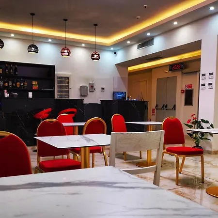 ホテル Csi Group - Metropoli 3*