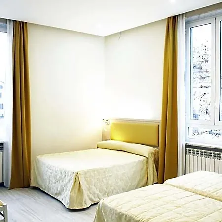 Otel Csi Group - Metropoli 3*